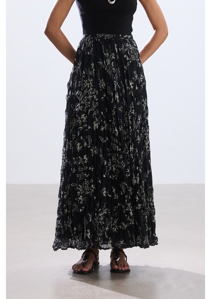 Minimal Çiçek Desenli Kraşlı Etek fırsatları