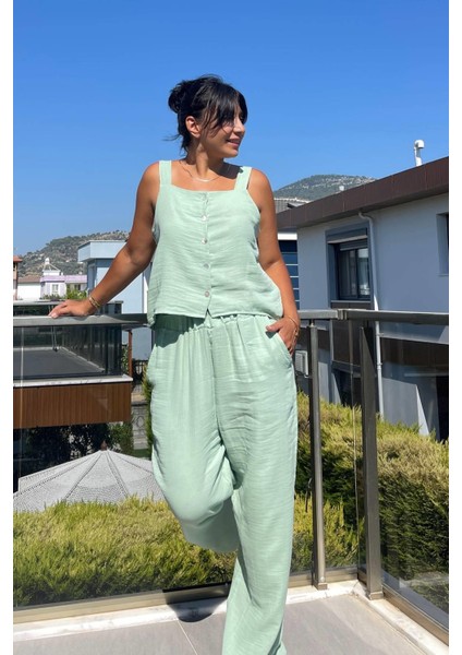 Askılı Müslin Mint Pijama Takımı fırsatları