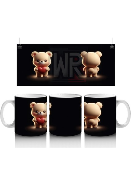 Kalpli Şortlu Sevimli Ayıcık ve Arka Görünümü – Baskılı Kahve Kupası