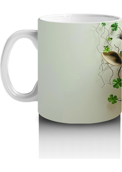 Yonca Yapraklarıyla Süslenmiş Şapkalı Zürafa – Baskılı Kahve Kupası fiyatları