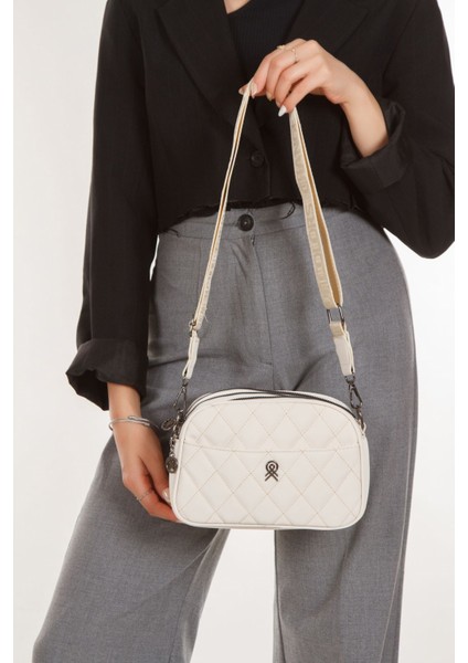 Kadın Çapraz Askılı Omuz Çantası NEW235 - Krem modelleri