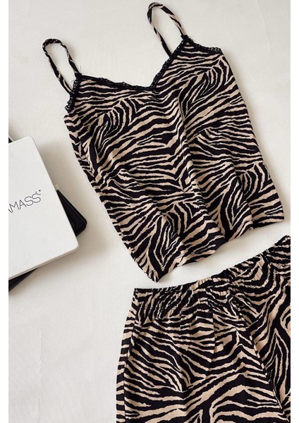 Zebra Dantelli Şort Takım fırsatları