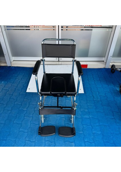 BME613 Katlanır Klozetli Banyo Sandalyesi