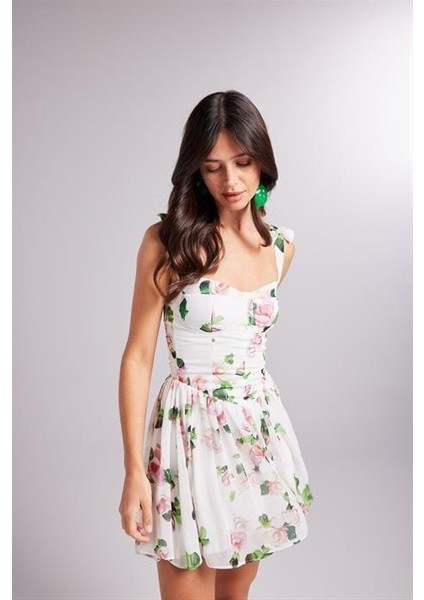 Esther Elbise Beyaz indirimleri