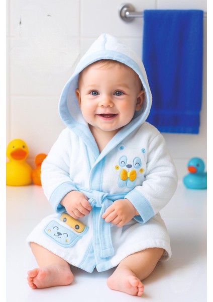 Tek Parça Pamuklu Sevimli Karakter Nakışlı Bebek Bornozu