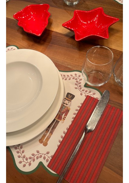 Yılbası Temalı Amerikan Servisi - Fındıkkıran ( Nutcracker) indirimleri