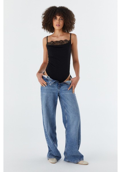 Dantel Yaka Çıtçıtlı Atlet Sıyah