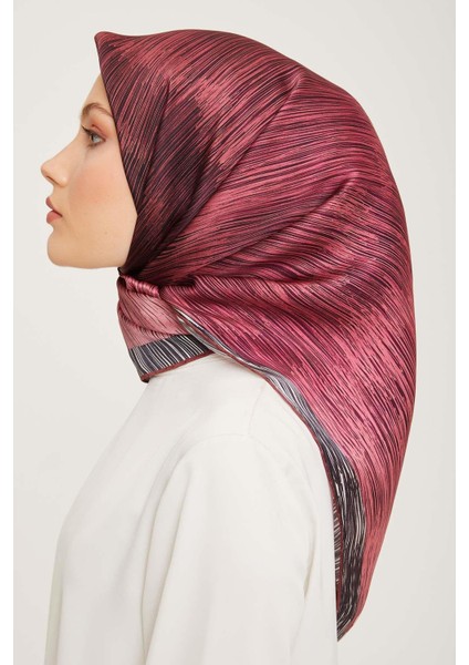 Nostalji Serisi Sura İpek Eşarp 9000-50 indirimleri