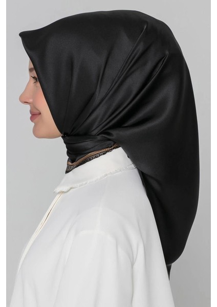 Nostalji Serisi Sura İpek Eşarp 8432-31S modelleri