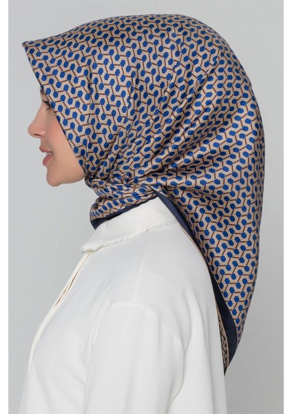 Nostalji Serisi Sura İpek Eşarp 8401-35 fırsatları