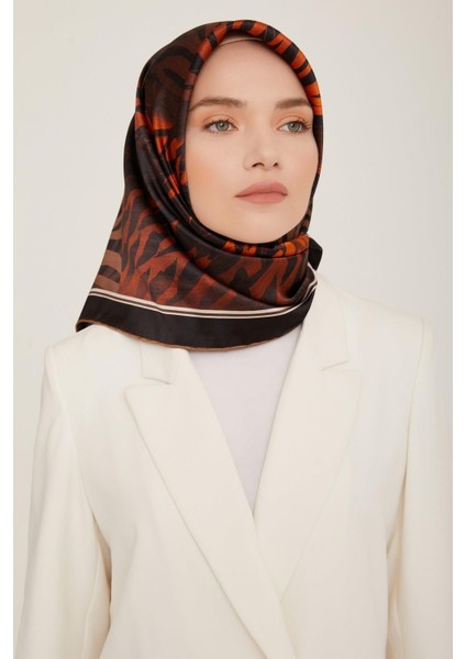 Armine Nostalji Serisi Sura İpek Eşarp 8837-01