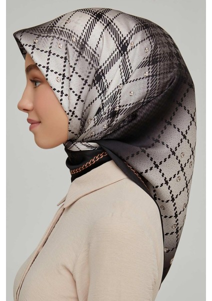 Nostalji Serisi Sura İpek Eşarp 8612-80