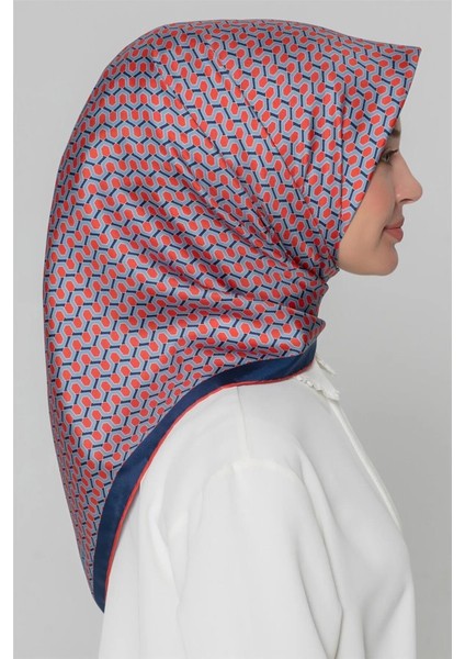 Nostalji Serisi Sura İpek Eşarp 8401-31 fırsatları
