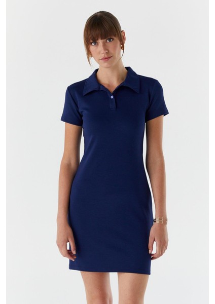 Polo Yaka Elbise Lacı