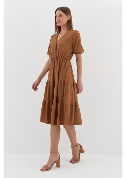 Kısa Kol Midi Elbise Bıskuvı fiyatları