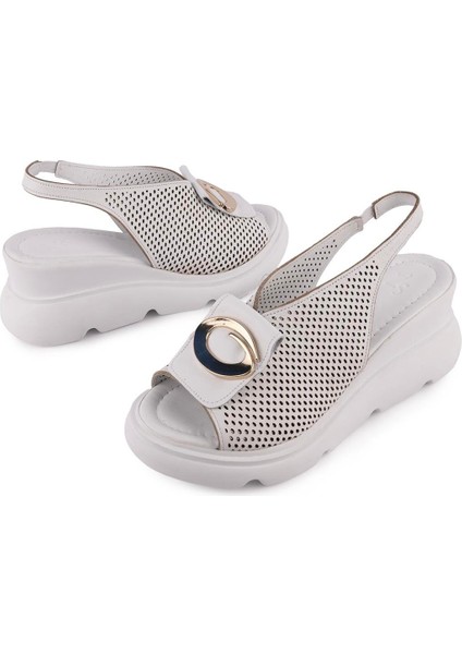 Modern Rahat Deri Yumuşak Lazer Kesim Tokalı Sandalet Beyaz 8067 indirimleri