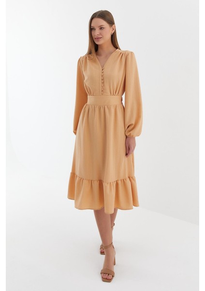 Uzun Kol Midi Elbise Bej modelleri