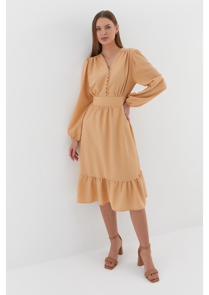 Uzun Kol Midi Elbise Bej fırsatları