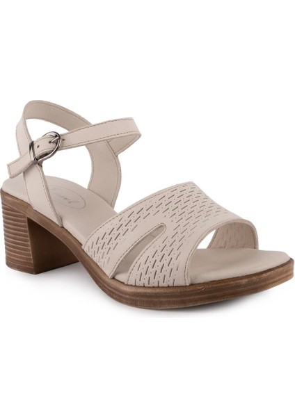 Modern Rahat Dolgu Taban Lazerli Deri Sandalet 653 Bej modelleri