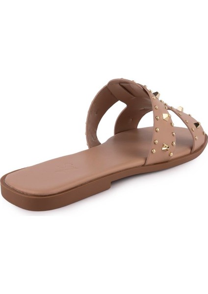 Floxer Modern Zımbalı Düz Terlik Nude 8250 fırsatları