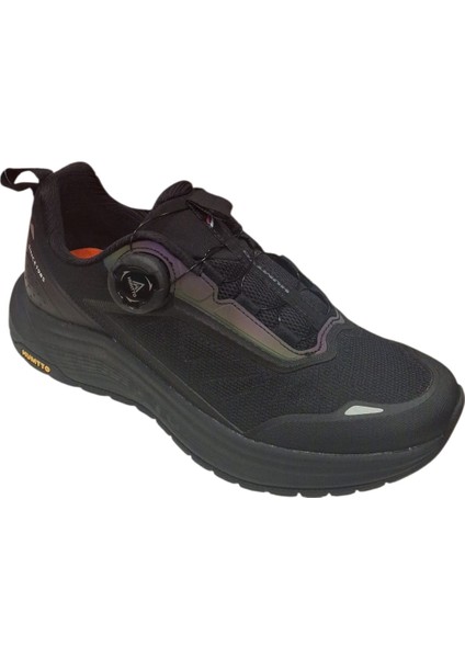 360918B-1 Sneaker