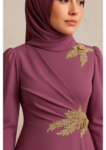 Tesettür Gold Aplikeli Kloş Kesim Krep Elbise 2812 fiyatları