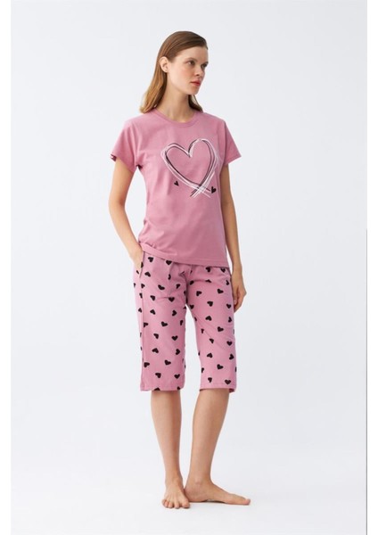 Kadın Pembe Kalp Baskılı Kapri Pijama Takımı fiyatları