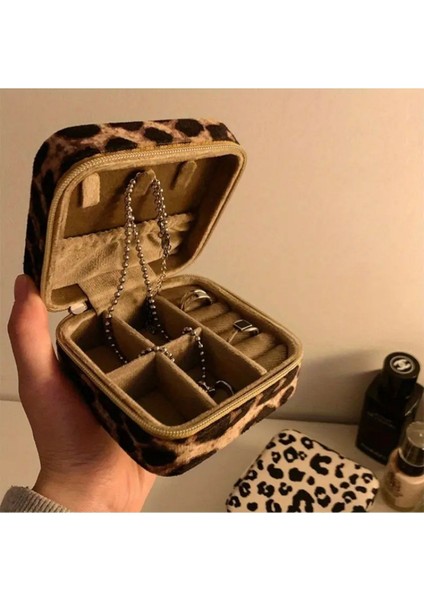 Leopar Desenli Kahverengi Takı Çantası, Şık ve Kullanışlı Tasarım modelleri