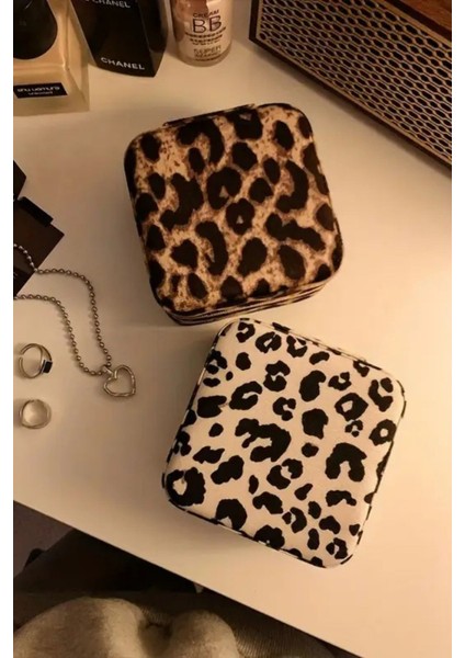 Leopar Desenli Kahverengi Takı Çantası, Şık ve Kullanışlı Tasarım indirimleri