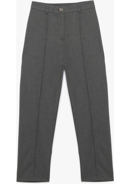 Normal Bel Straight Fit Nervür Detaylı Kumaş Pantolon