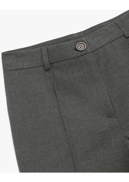 Normal Bel Straight Fit Nervür Detaylı Kumaş Pantolon modelleri