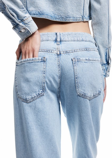 Taş Detaylı Düz Paça Cepli Düğmeli Straight Jean Pantolon - Straight Jeans modelleri