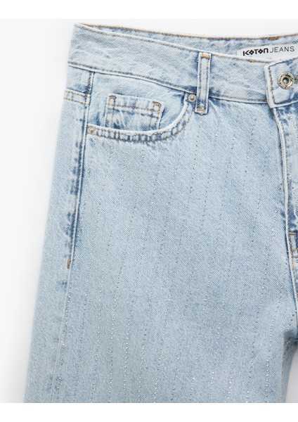 Taş Detaylı Düz Paça Cepli Düğmeli Straight Jean Pantolon - Straight Jeans