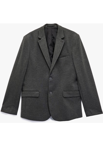Slim Fit Kapaklı Cep Detaylı Uzun Kollu Mono Yaka Blazer Ceket