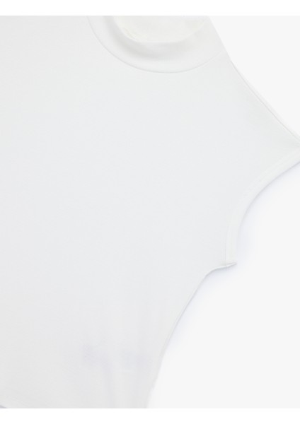 Kolsuz Pamuklu Dik Yaka Tişört modelleri