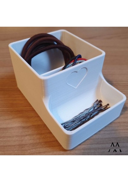 Beyaz Saç Tokası ve Lastik Tel Organizer, Pratik Kullanım İçin Ideal Seçenek