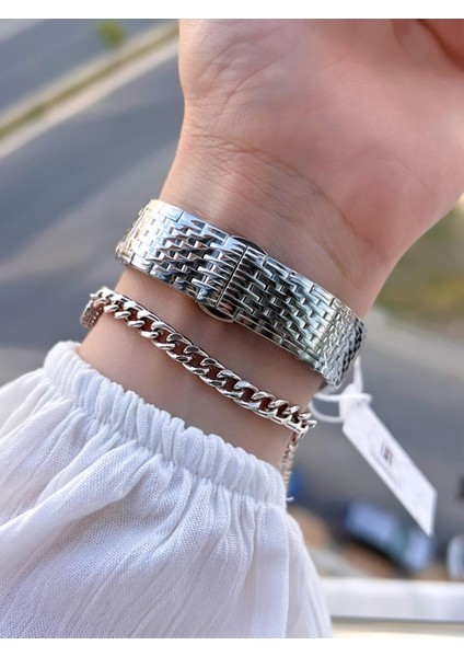 Çelik Kordon 2 Yıl Garantili 30 mt Suya Dayanıklı Kadın Kol Saati+Bileklik HM.B24513S.1 modelleri