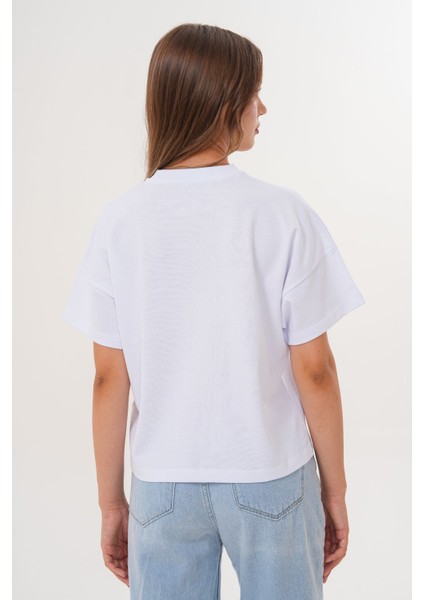 Beyaz Kadın Oversize Çiçek Everything Is Possible Baskılı Tişört indirimleri