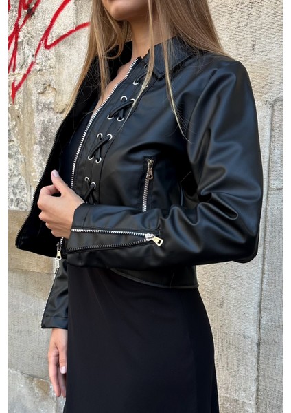 Kadın Siyah Crop Suni Deri Ceket - Fermuar ve Bağcık Detaylı Biker Style indirimleri
