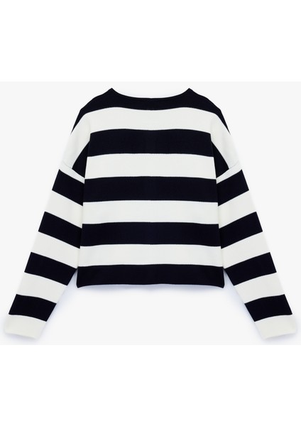 Regular Fit Uzun Kollu Bisiklet Yaka Triko Hırka fiyatları