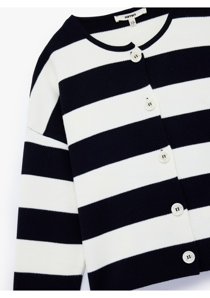 Regular Fit Uzun Kollu Bisiklet Yaka Triko Hırka modelleri