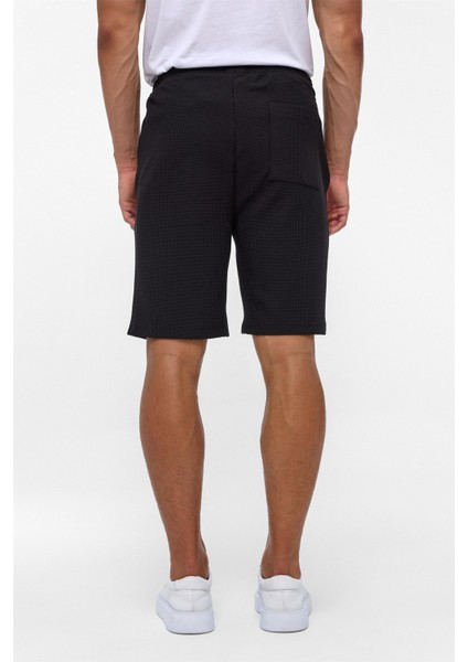 Siyah Regular Armürlü Örme Şort indirimleri