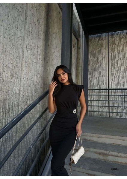 Kadın Bisiklet Yaka Vatkalı Broş Detay Kısa Kol Midi Boy Elbise fiyatları