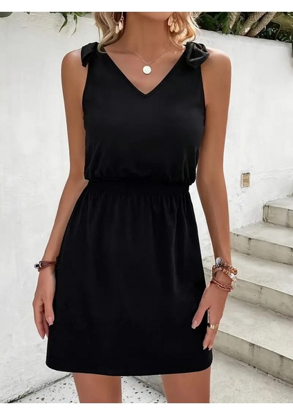 Kadın V Yakalı Belinde Gipe Detay Krep Elbise fırsatları