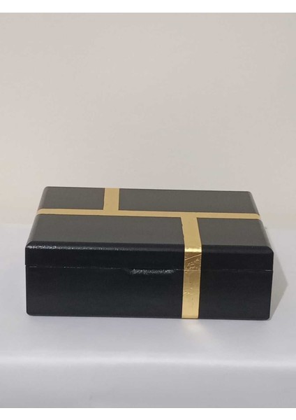 Ahşap Altın Varaklı Takı ve Aksesuarlar, Şık Hediye Kutuları ile Sunulur.