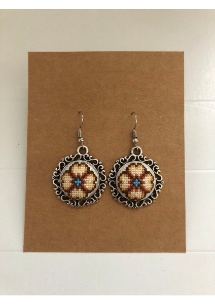 Kanaviçe Işlemeli Küpe fiyatları