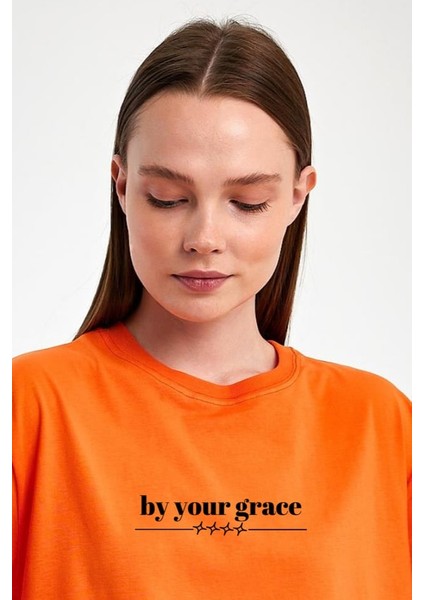 "by Your Grace" Yazılı %100 Penye Süprem T-Shirt fiyatları