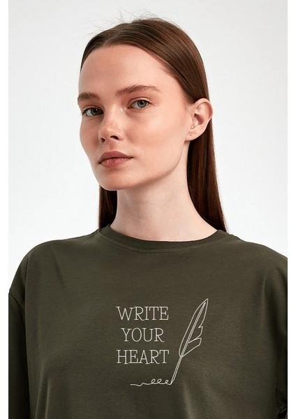 "write Your Heart" Baskılı Tüy Detaylı %100 Penye Süprem T-Shirt fiyatları