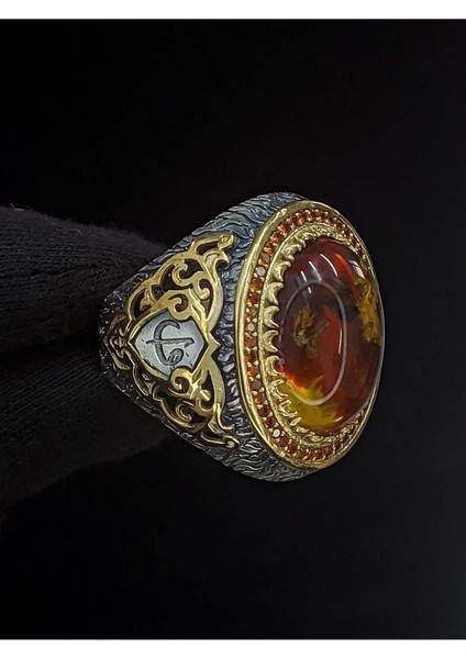 Fosil Kehribar Vav Harfli 925 Ayar Gümüş Erkek Yüzük | Detaylı Taş Tasarımı L El Yapımı