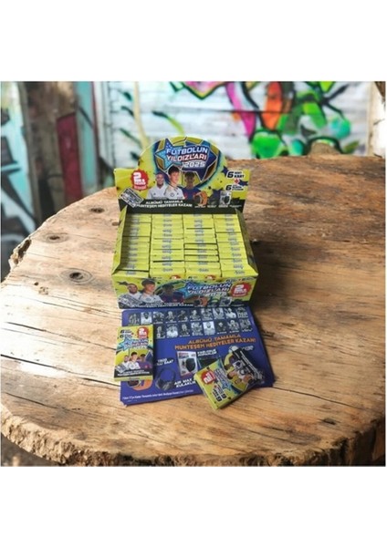 Futbolun Yıldızları Oyun Kartı - 6 Paket